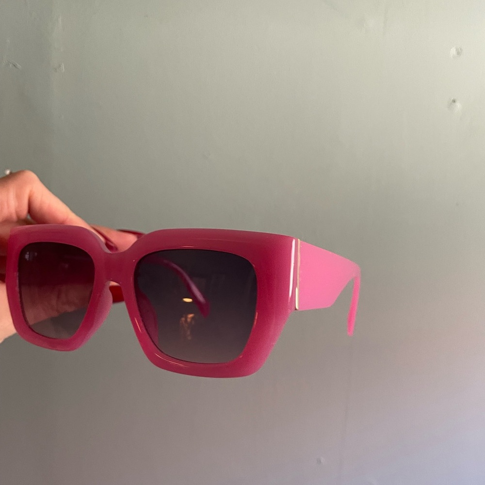 Stylish Pink Square Sunglasses